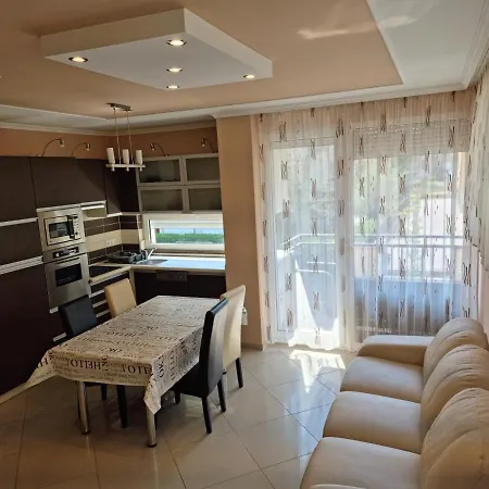 Apartment Betti *